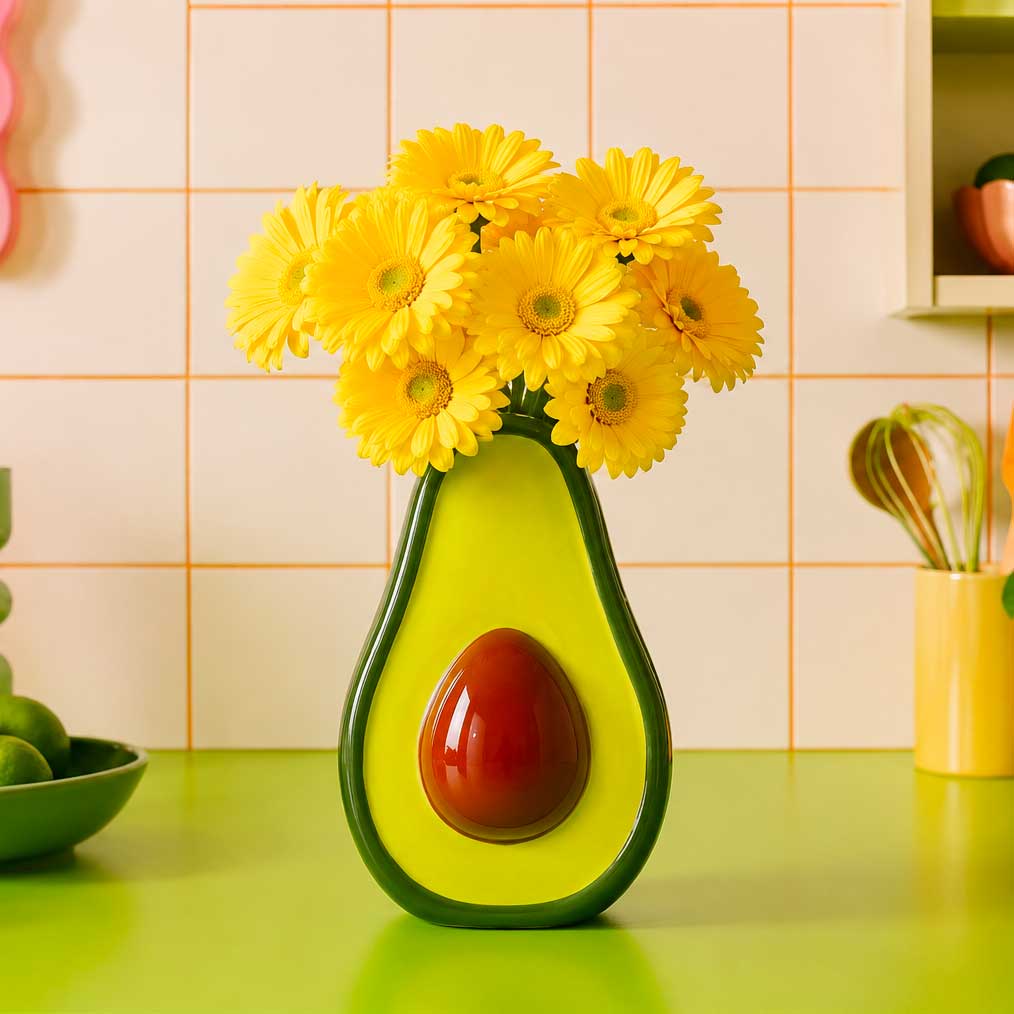 vase avocat upside stories sur table